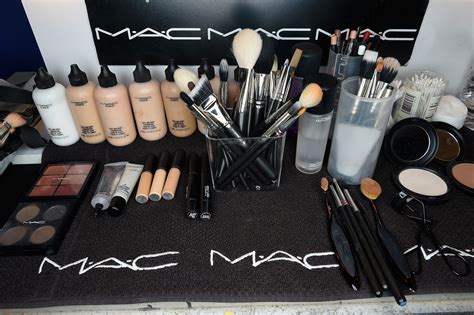 M·A·C Cosmetics 